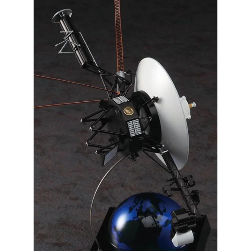 SPACE PROBE VOYAGER 