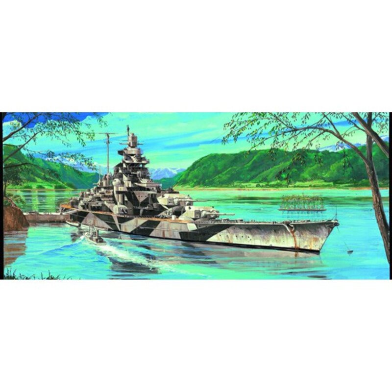 1/700 German Tirpitz Battleship 1943