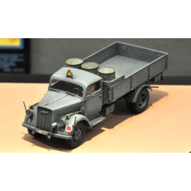 Truck German 3 Tons Model kit
