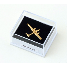 Badges Diamond DA42 Twin Star